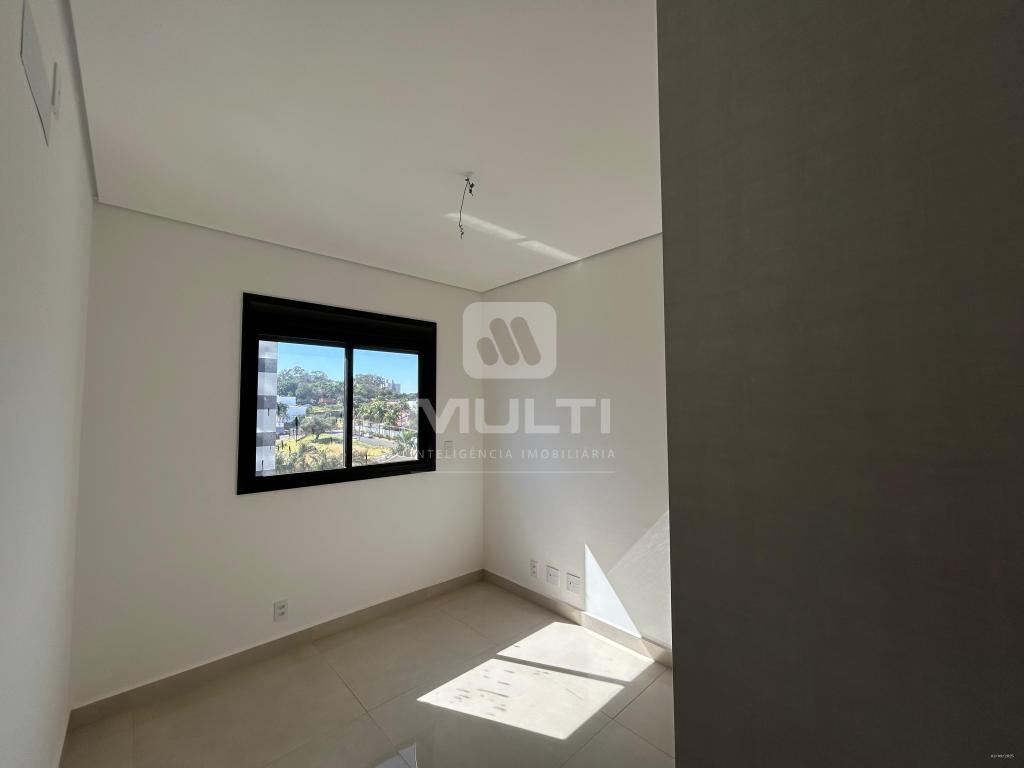 Apartamento à venda com 3 quartos, 203m² - Foto 5