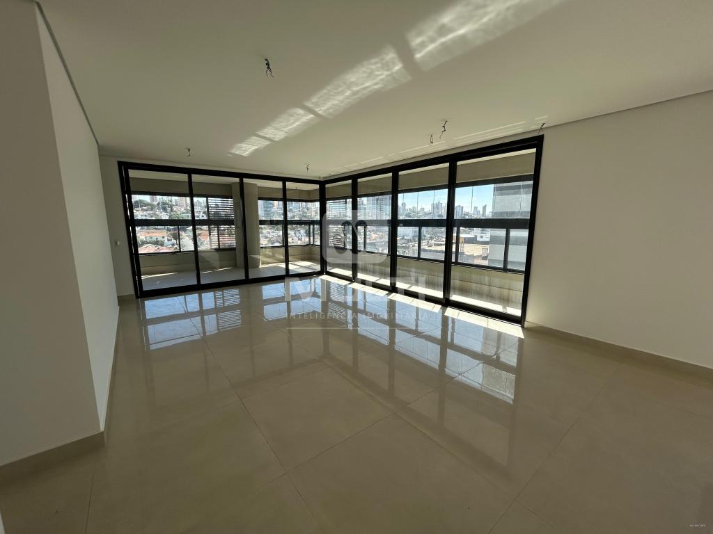 Apartamento à venda com 3 quartos, 203m² - Foto 11