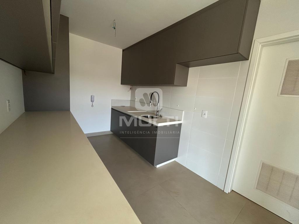 Apartamento à venda com 3 quartos, 203m² - Foto 16