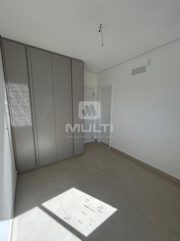 Apartamento à venda com 3 quartos, 203m² - Foto 26