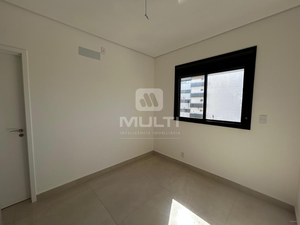 Apartamento à venda com 3 quartos, 203m² - Foto 29