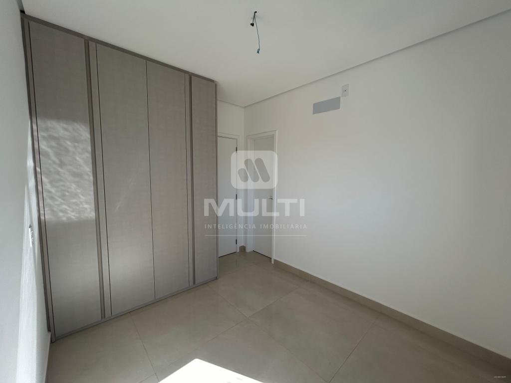 Apartamento à venda com 3 quartos, 203m² - Foto 30