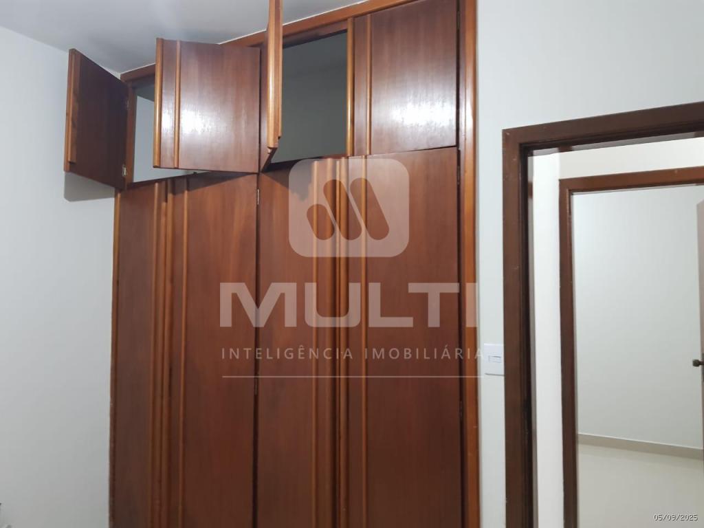 Casa, 4 quartos, 230 m² - Foto 4