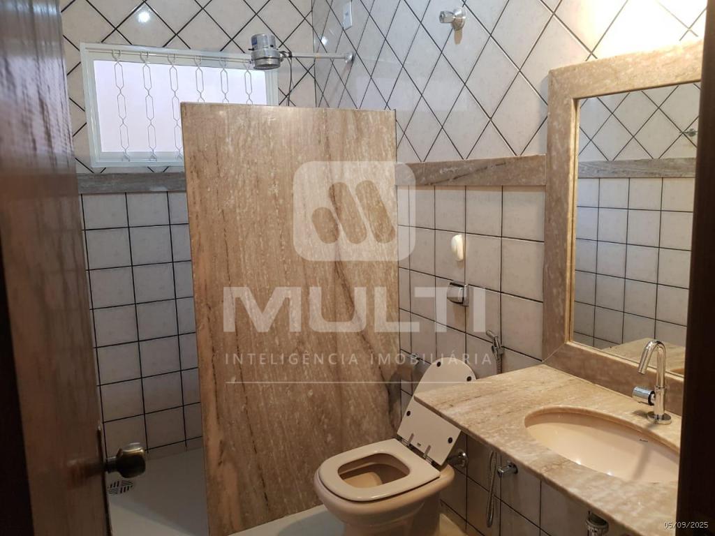 Casa, 4 quartos, 230 m² - Foto 8