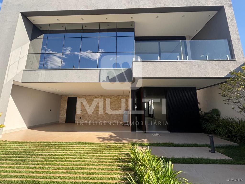 Casa à venda com 4 quartos, 363m² - Foto 4