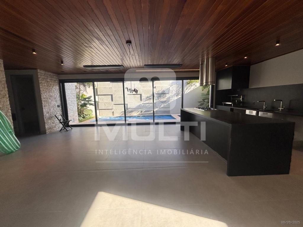 Casa à venda com 4 quartos, 363m² - Foto 9