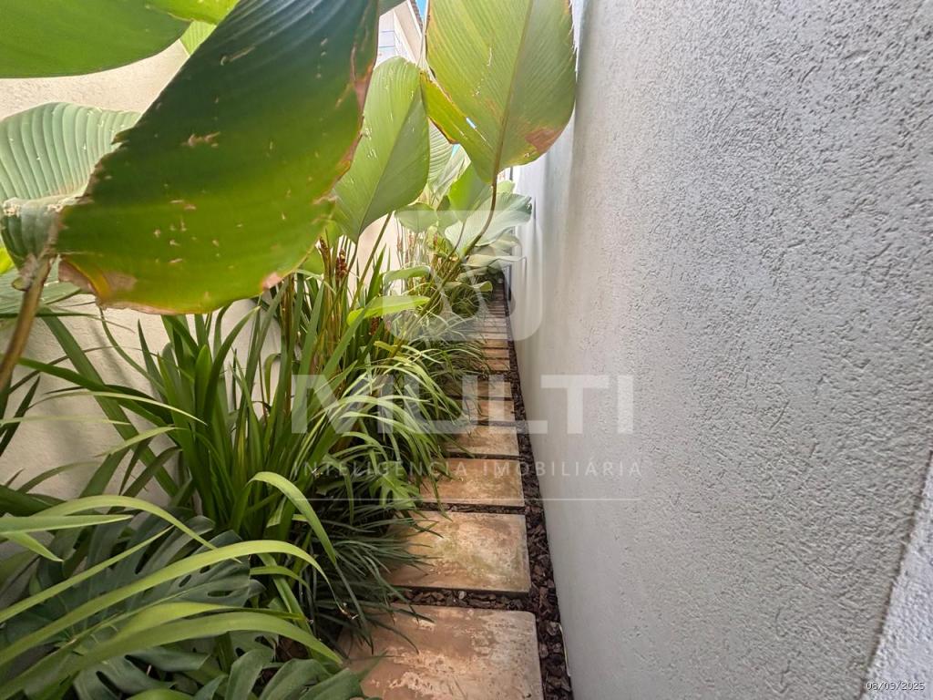 Casa à venda com 4 quartos, 363m² - Foto 18