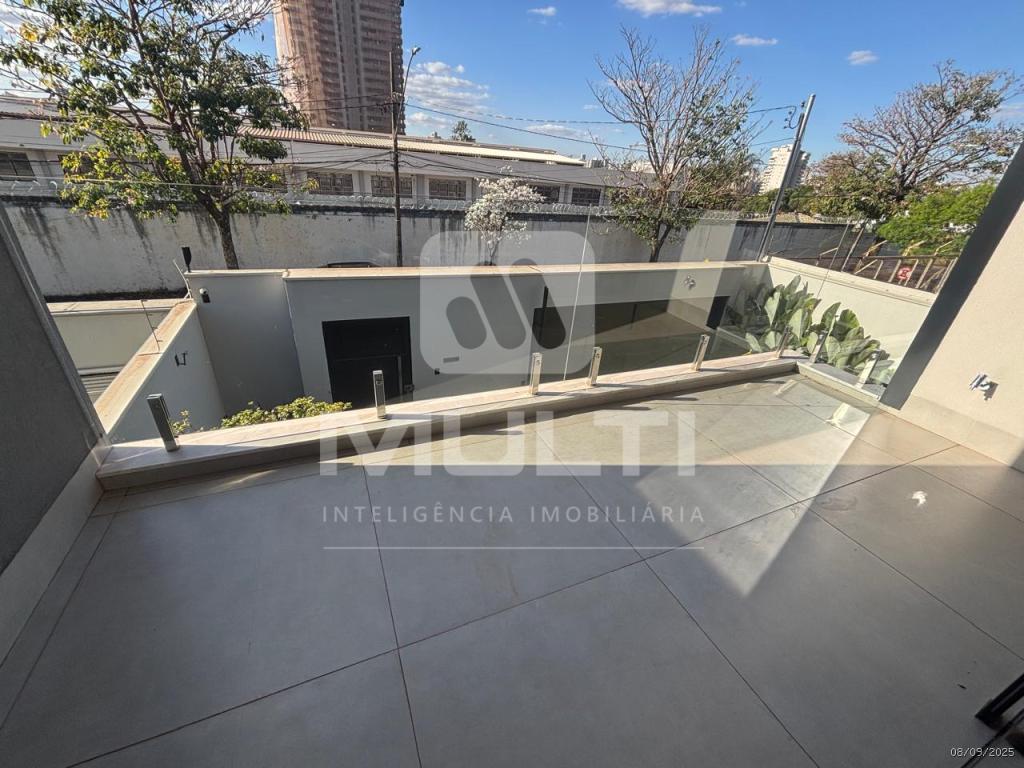 Casa à venda com 4 quartos, 363m² - Foto 35