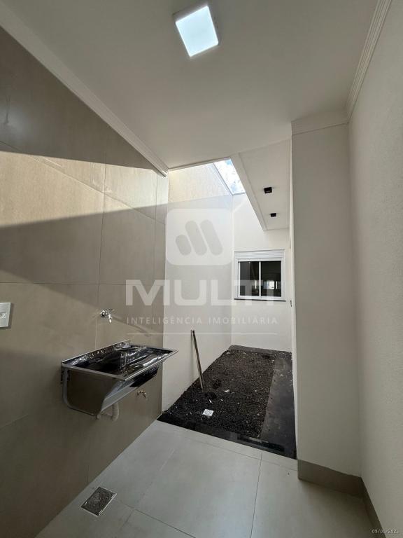 Casa à venda com 3 quartos, 85m² - Foto 13