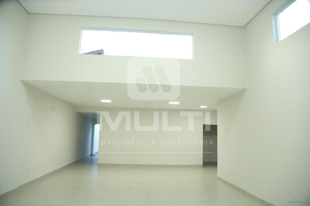 Casa, 4 quartos, 200 m² - Foto 1