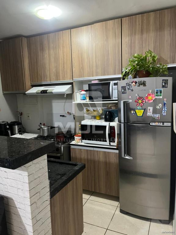 Apartamento à venda com 2 quartos, 52m² - Foto 3