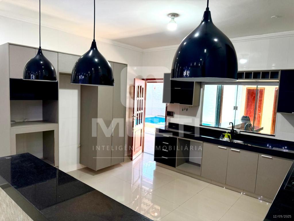 Casa, 2 quartos, 180 m² - Foto 11