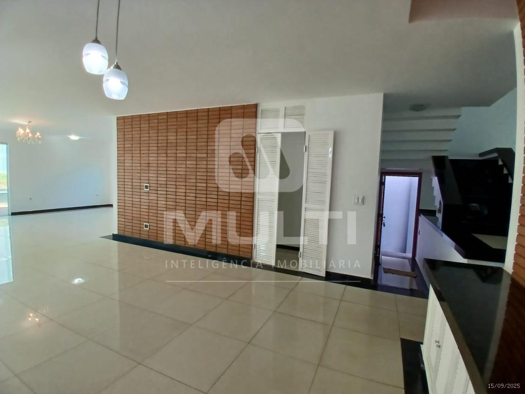 Casa, 3 quartos, 250 m² - Foto 16