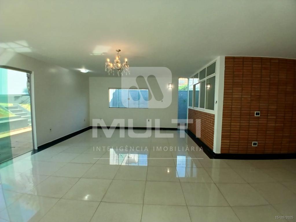 Casa, 3 quartos, 250 m² - Foto 18
