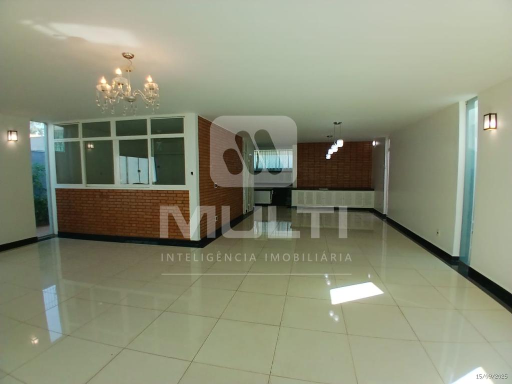 Casa, 3 quartos, 250 m² - Foto 23