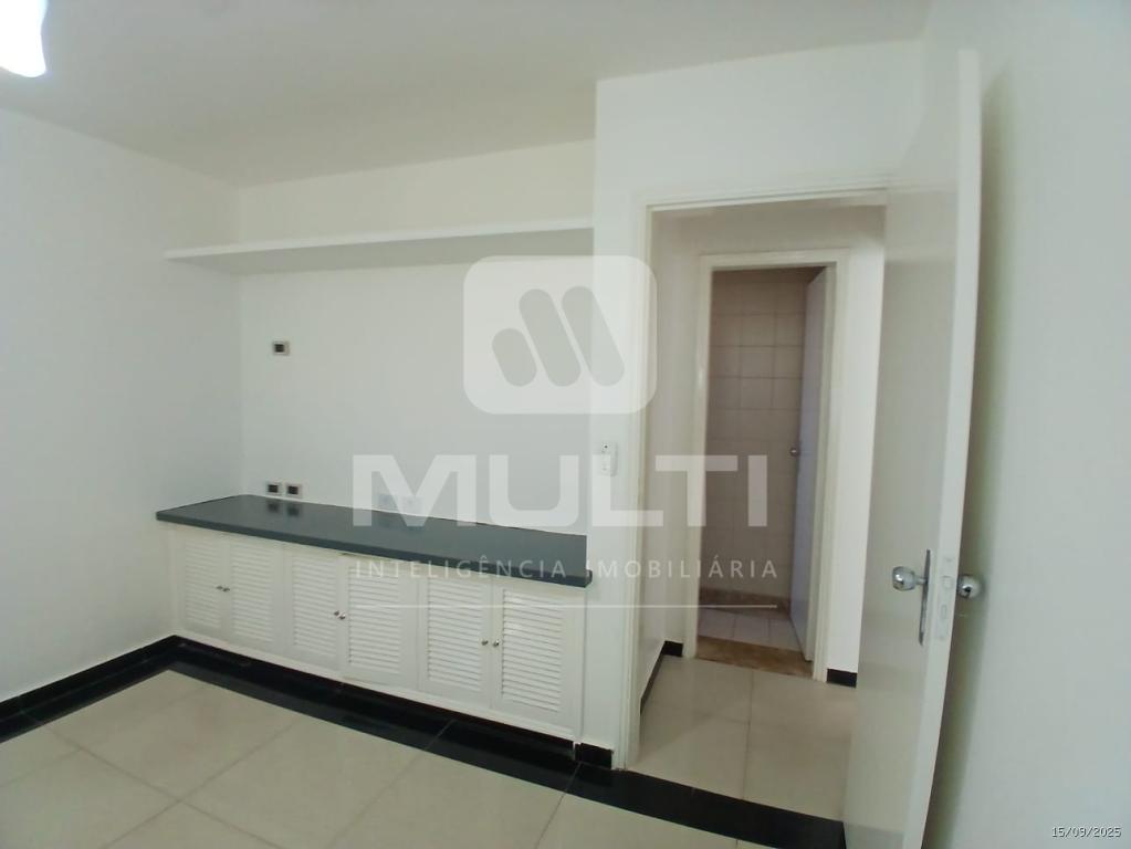 Casa, 3 quartos, 250 m² - Foto 26