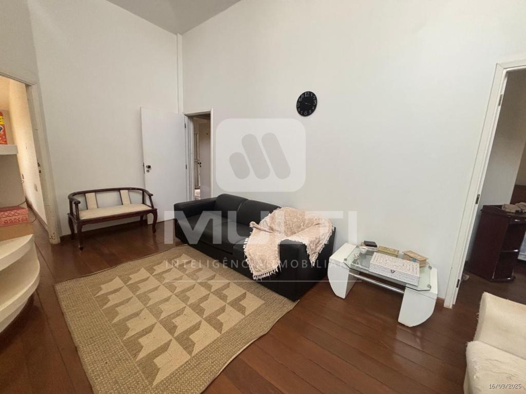 Casa à venda com 6 quartos, 600m² - Foto 21