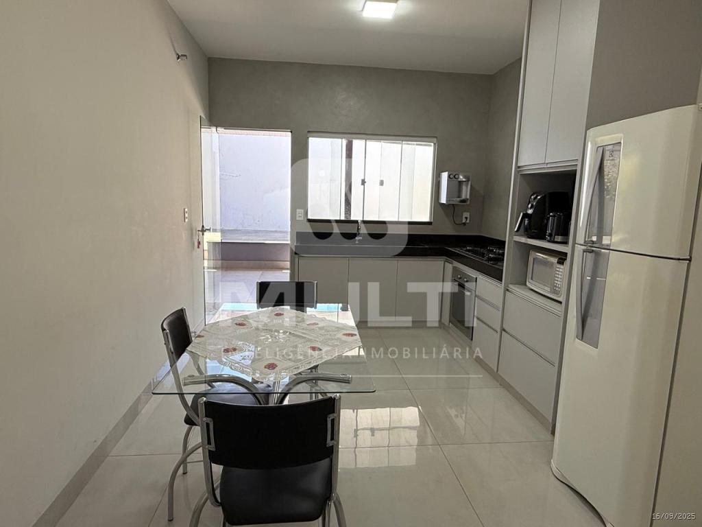 Casa, 3 quartos, 260 m² - Foto 15
