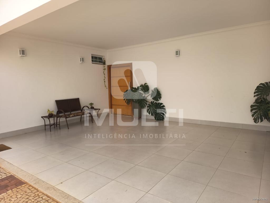 Casa, 3 quartos, 240 m² - Foto 13