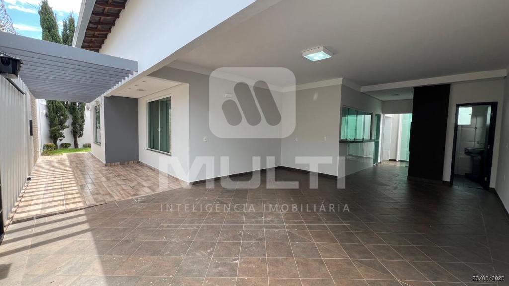 Casa à venda com 3 quartos, 180m² - Foto 6