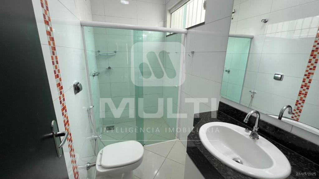 Casa à venda com 3 quartos, 180m² - Foto 17
