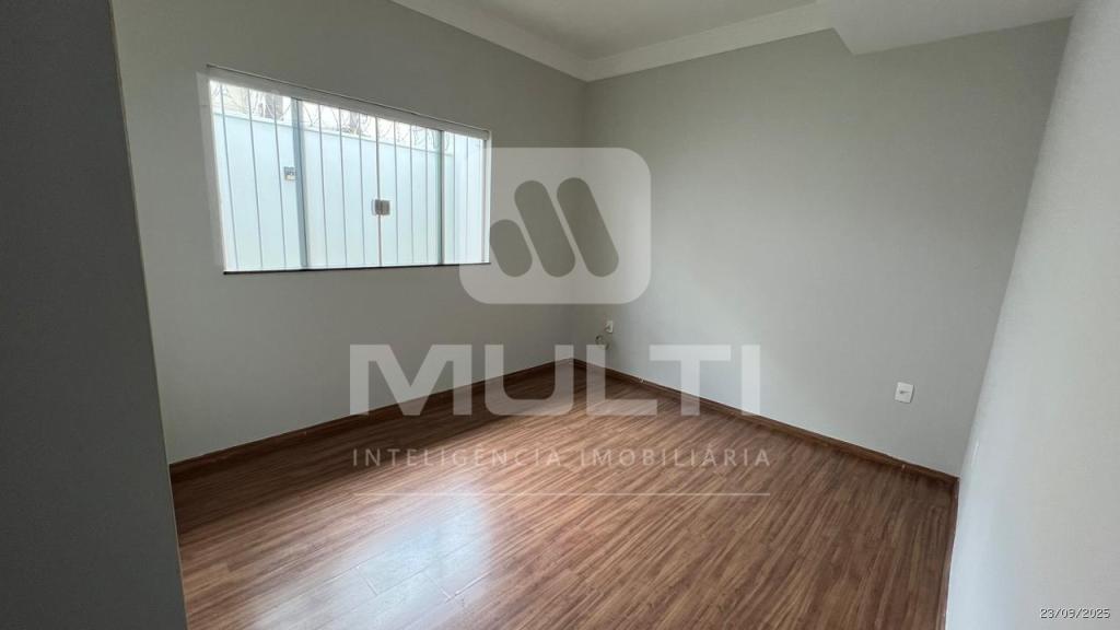 Casa à venda com 3 quartos, 180m² - Foto 18