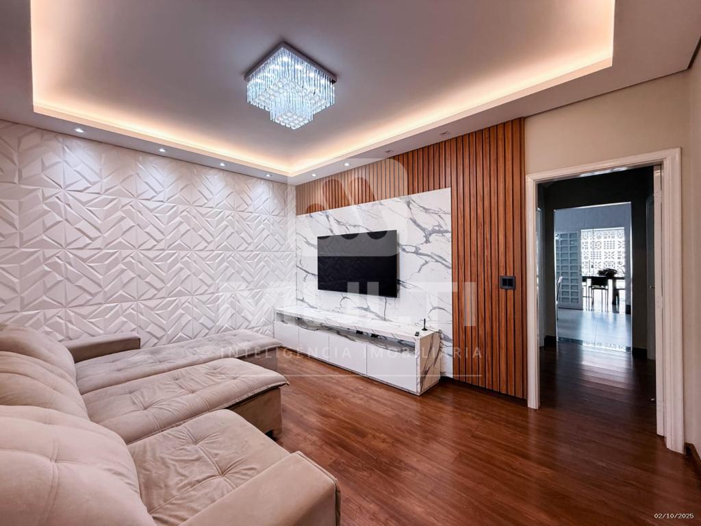 Casa, 4 quartos, 230 m² - Foto 1