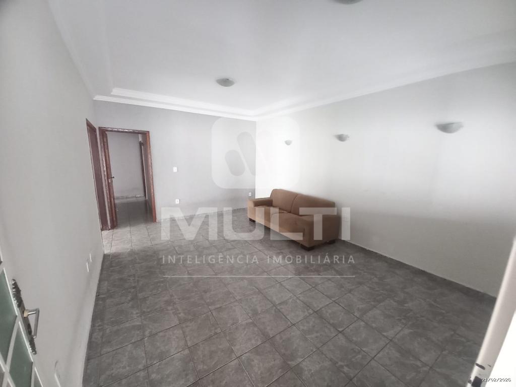Casa, 3 quartos, 158 m² - Foto 2