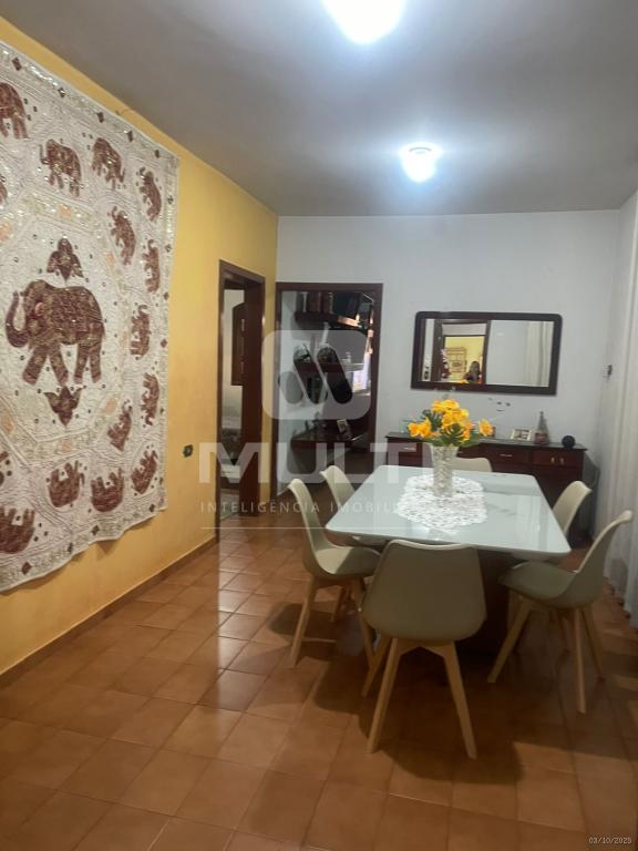 Casa, 4 quartos, 208 m² - Foto 3