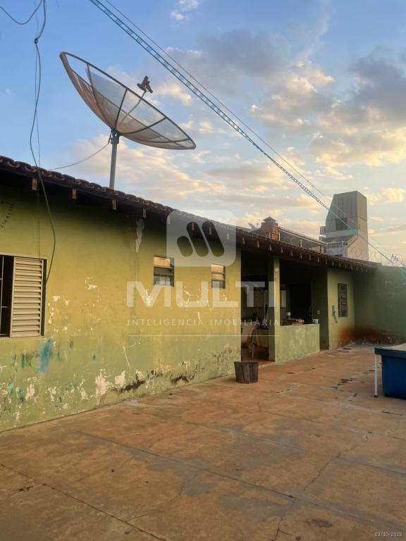 Casa, 4 quartos, 208 m² - Foto 30