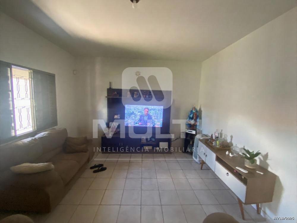 Casa, 3 quartos, 164 m² - Foto 1