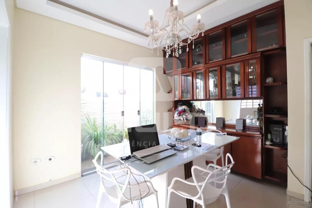 Casa, 3 quartos, 237 m² - Foto 6