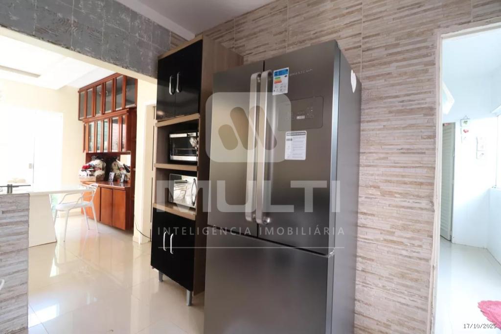 Casa, 3 quartos, 237 m² - Foto 11