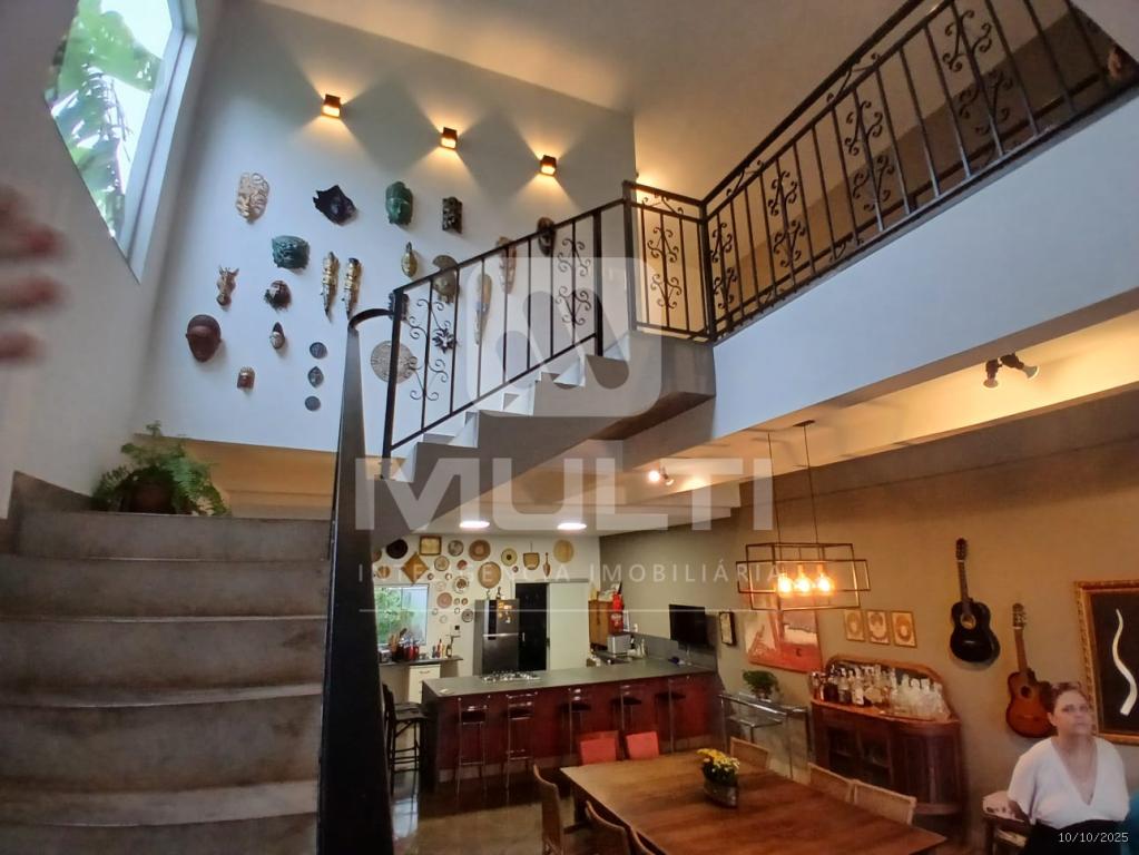 Casa, 4 quartos, 250 m² - Foto 4