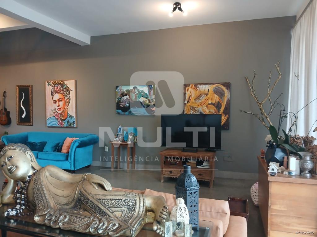 Casa, 4 quartos, 250 m² - Foto 8