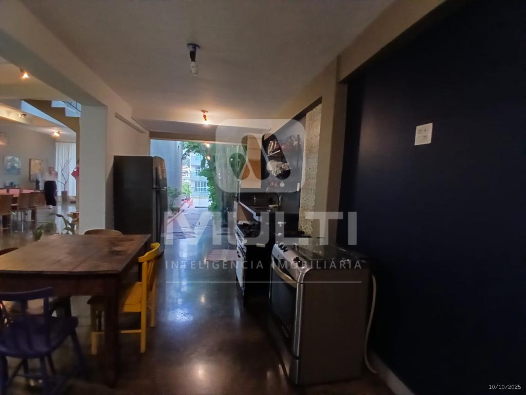 Casa, 4 quartos, 250 m² - Foto 19