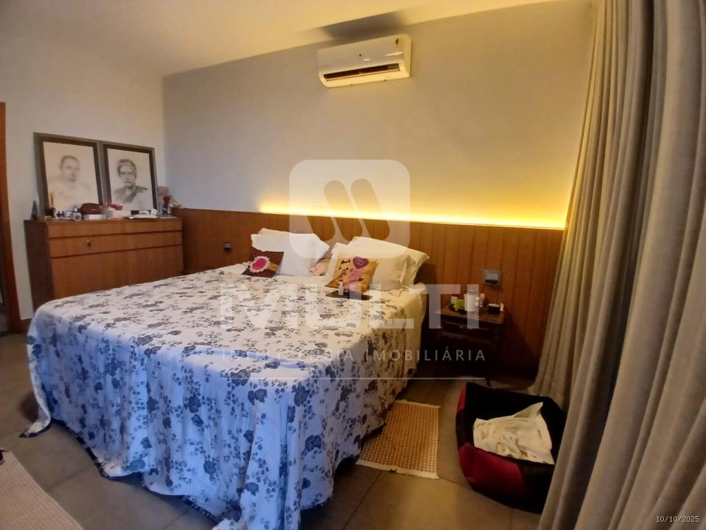 Casa, 4 quartos, 250 m² - Foto 20