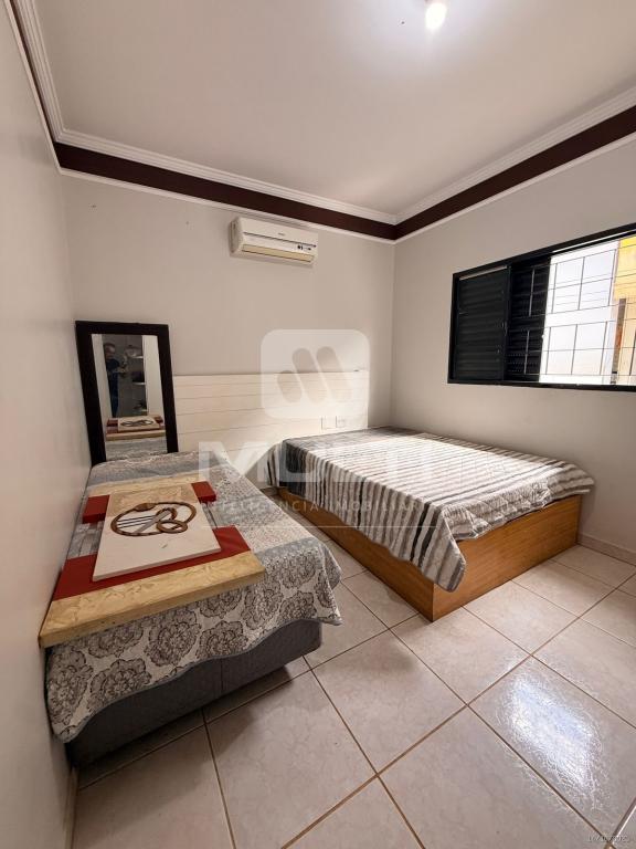 Casa, 3 quartos, 200 m² - Foto 14