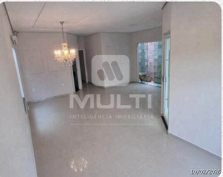 Casa, 4 quartos, 220 m² - Foto 2