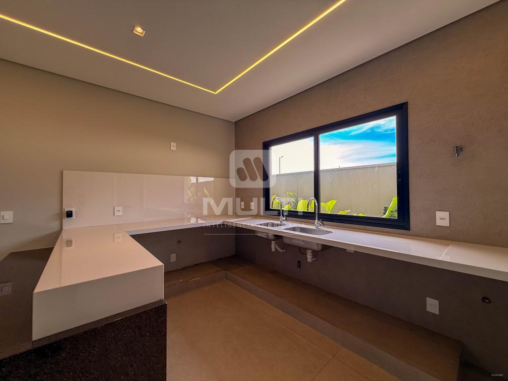 Casa, 4 quartos, 300 m² - Foto 55