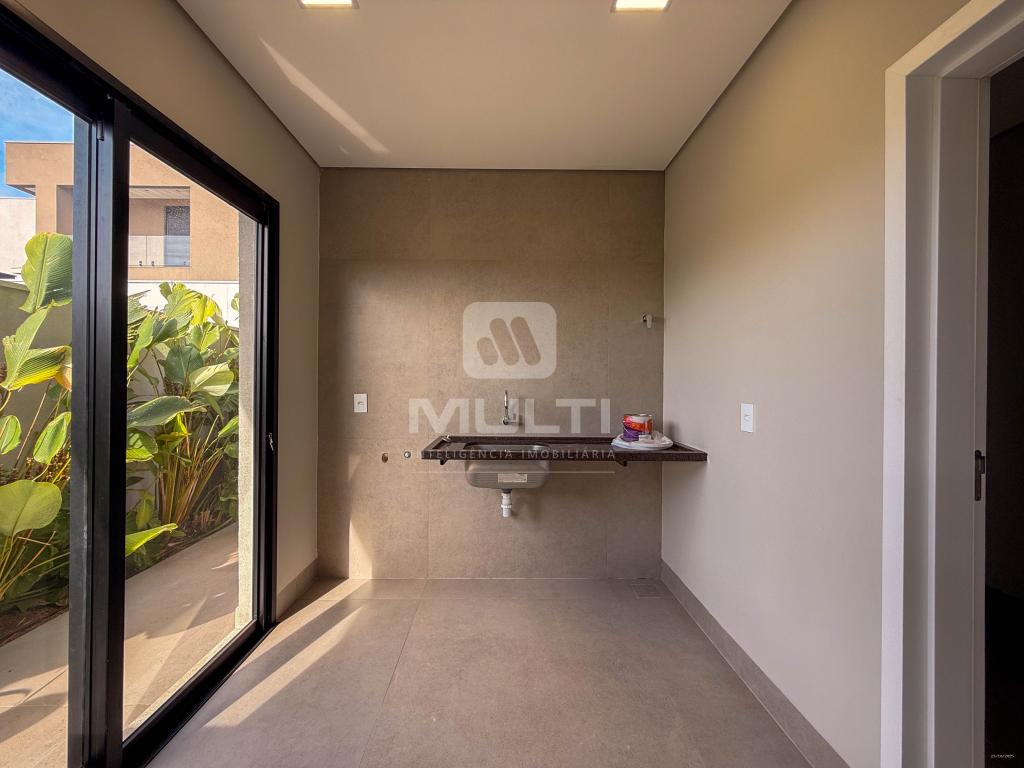 Casa, 4 quartos, 300 m² - Foto 58