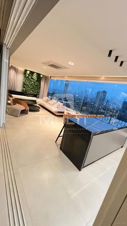 Apartamento, 3 quartos, 198 m² - Foto 1