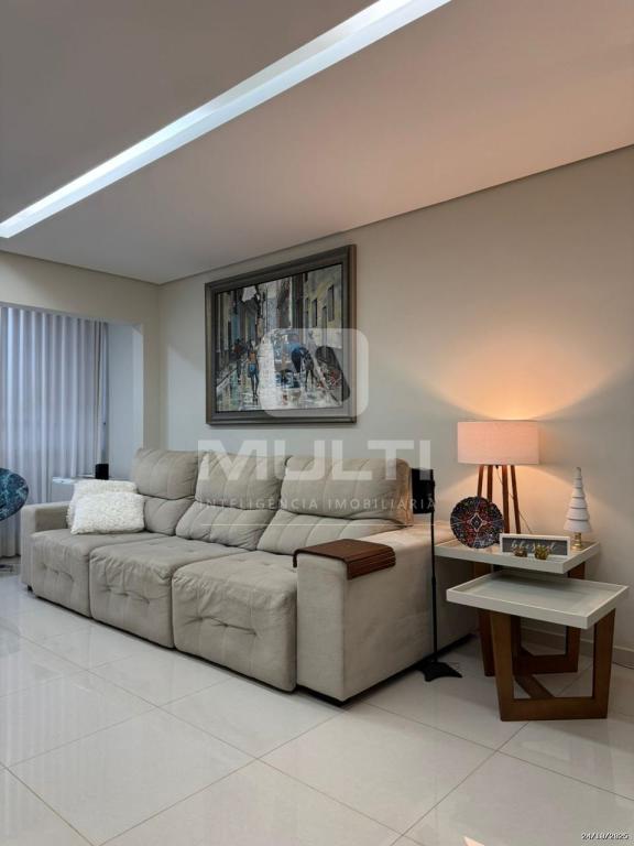 Cobertura, 3 quartos, 210 m² - Foto 1