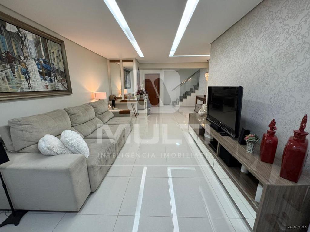 Cobertura, 3 quartos, 210 m² - Foto 2