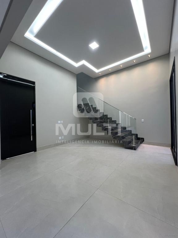 Casa, 3 quartos, 243 m² - Foto 2