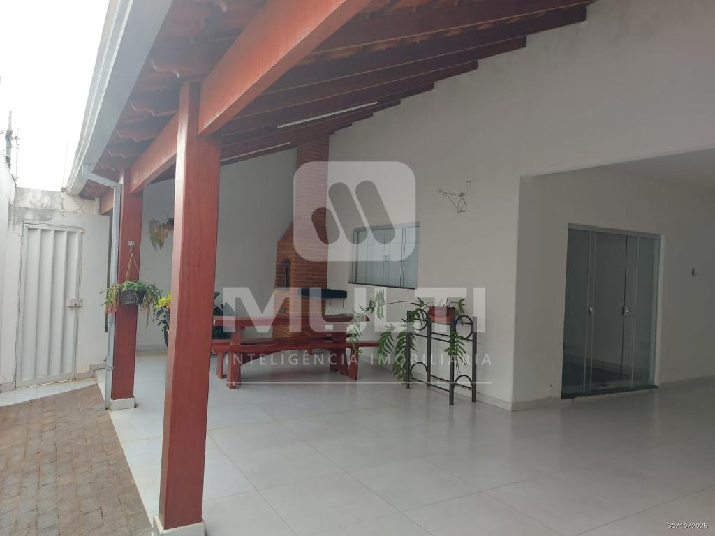 Casa, 3 quartos, 183 m² - Foto 1