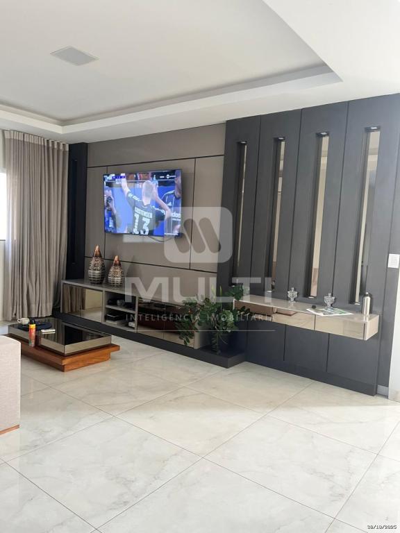 Casa, 3 quartos, 253 m² - Foto 2