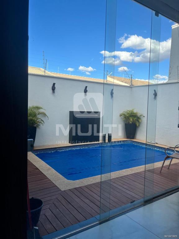 Casa, 3 quartos, 253 m² - Foto 10