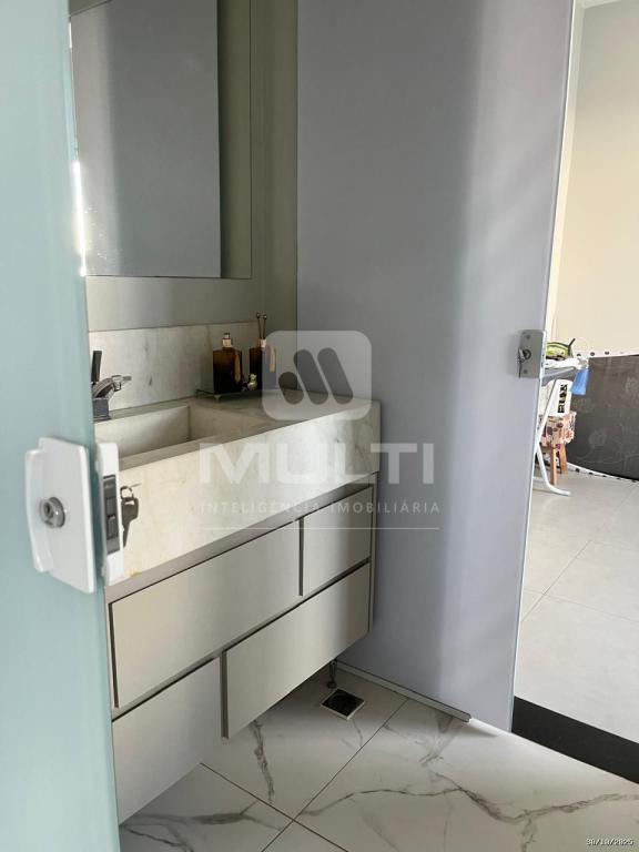 Casa, 3 quartos, 253 m² - Foto 21