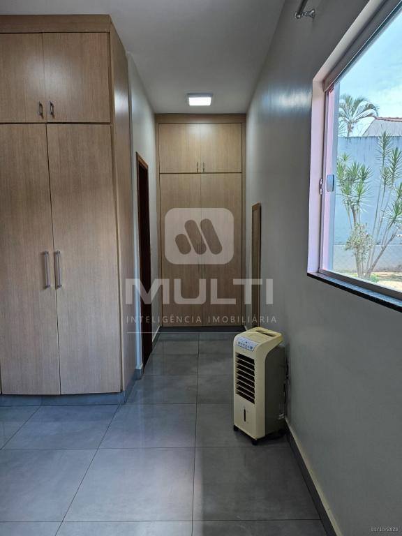 Casa, 4 quartos, 212 m² - Foto 5